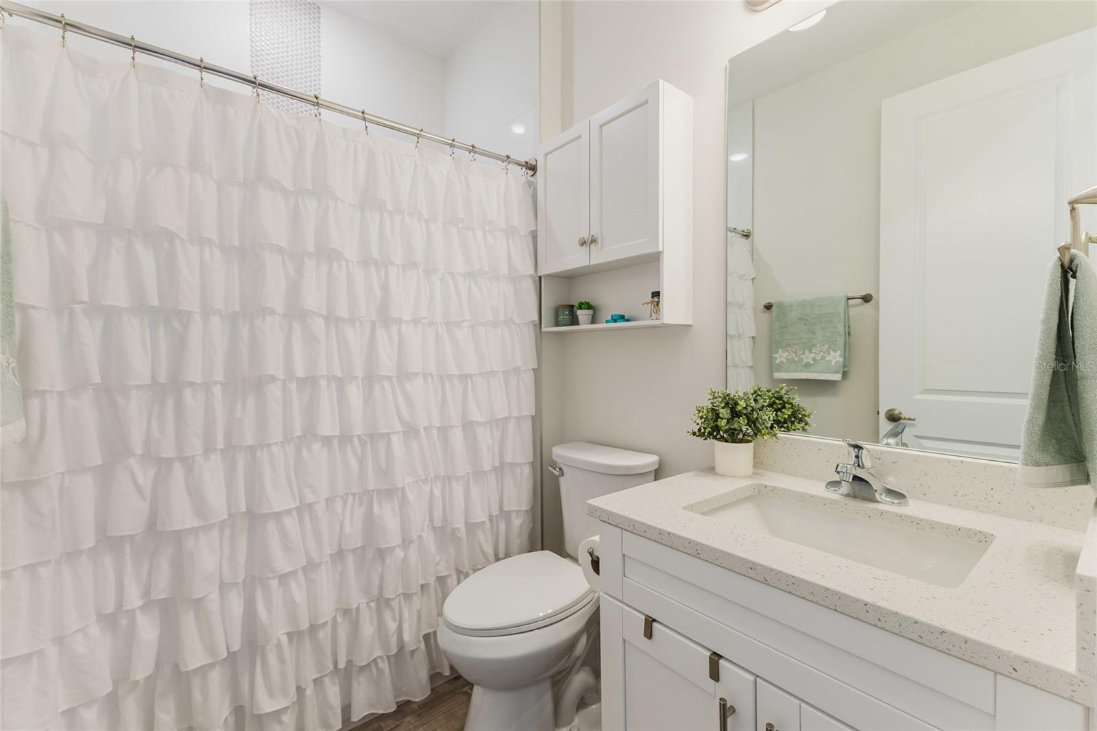 Image 53 of 73 For 908 Hibiscus Avenue