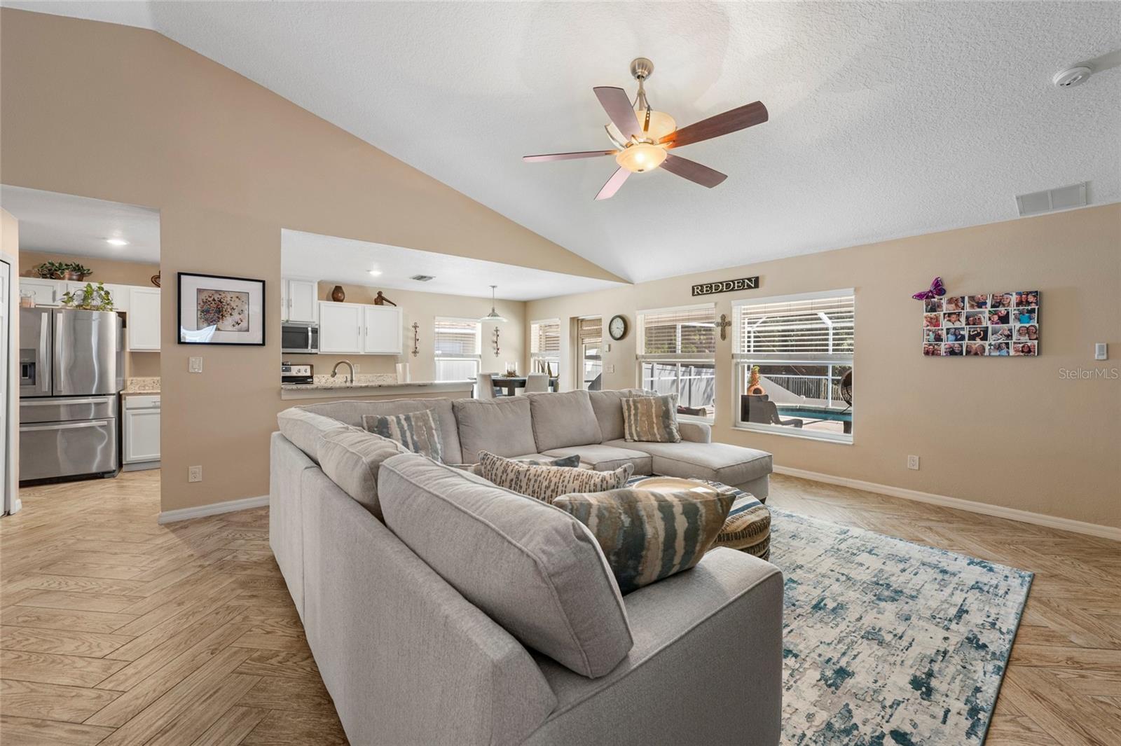 Image 16 of 43 For 4143 Banbury Circle