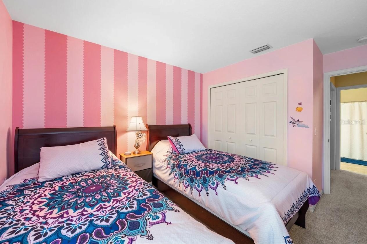 Image 27 of 43 For 4143 Banbury Circle