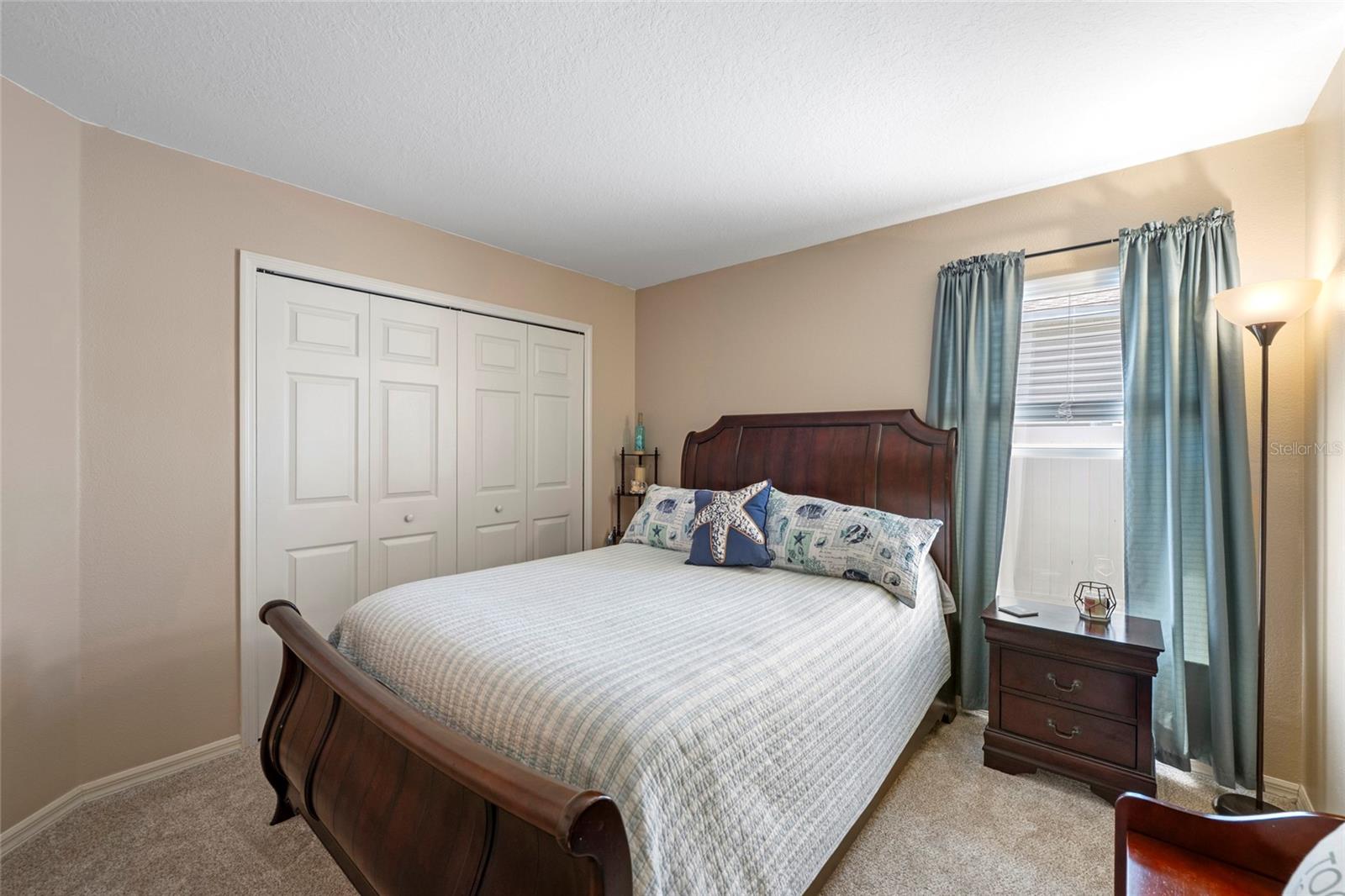 Image 28 of 43 For 4143 Banbury Circle