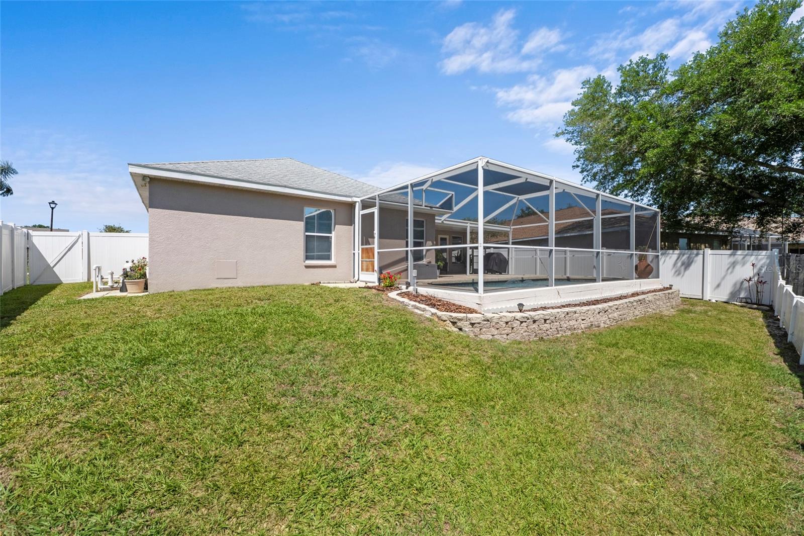 Image 36 of 43 For 4143 Banbury Circle