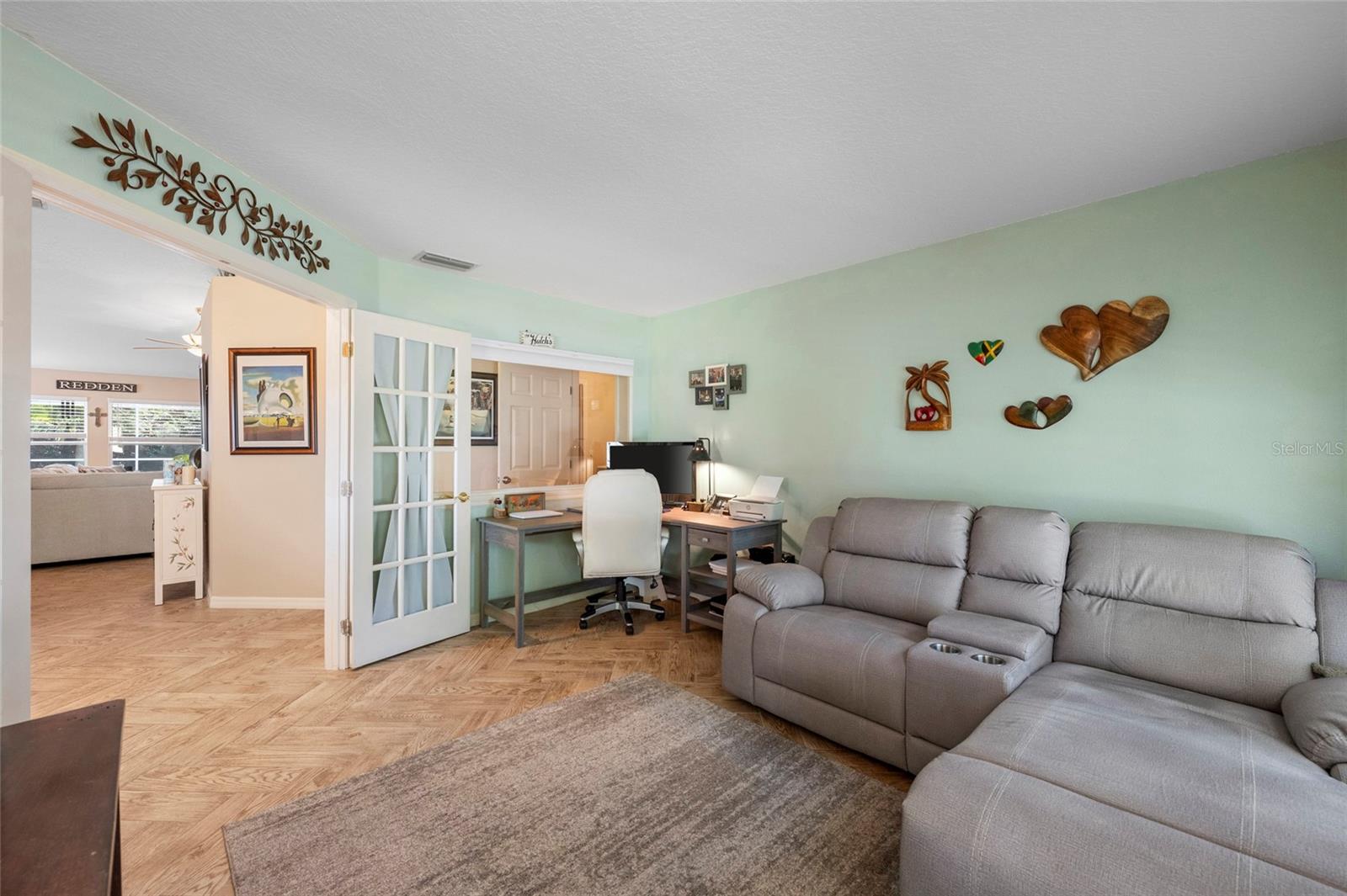 Image 6 of 43 For 4143 Banbury Circle