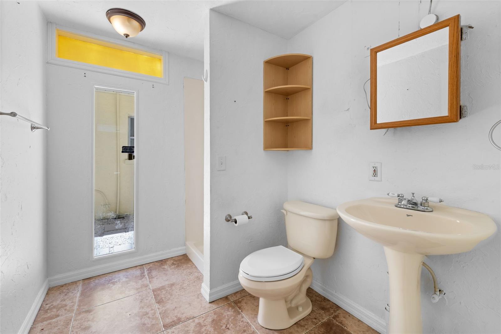 Image 29 of 40 For 6916 Alderwood Drive