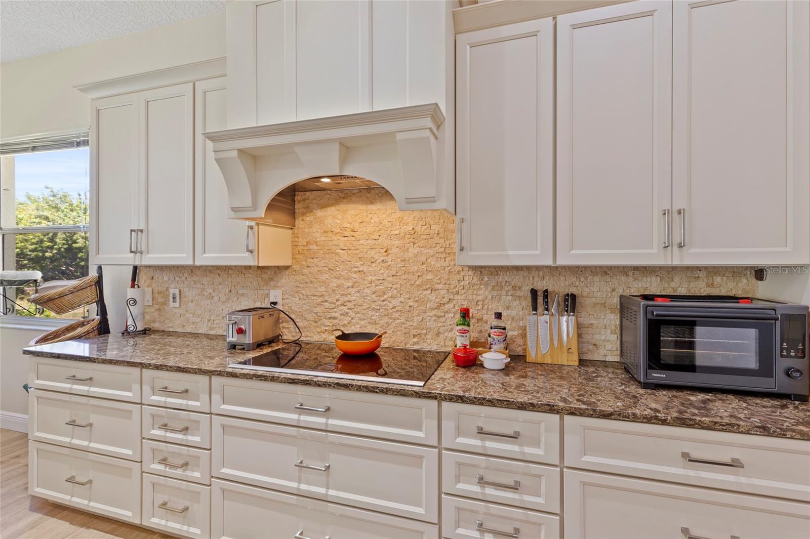 Image 4 of 22 For 5914 Chaparral Avenue