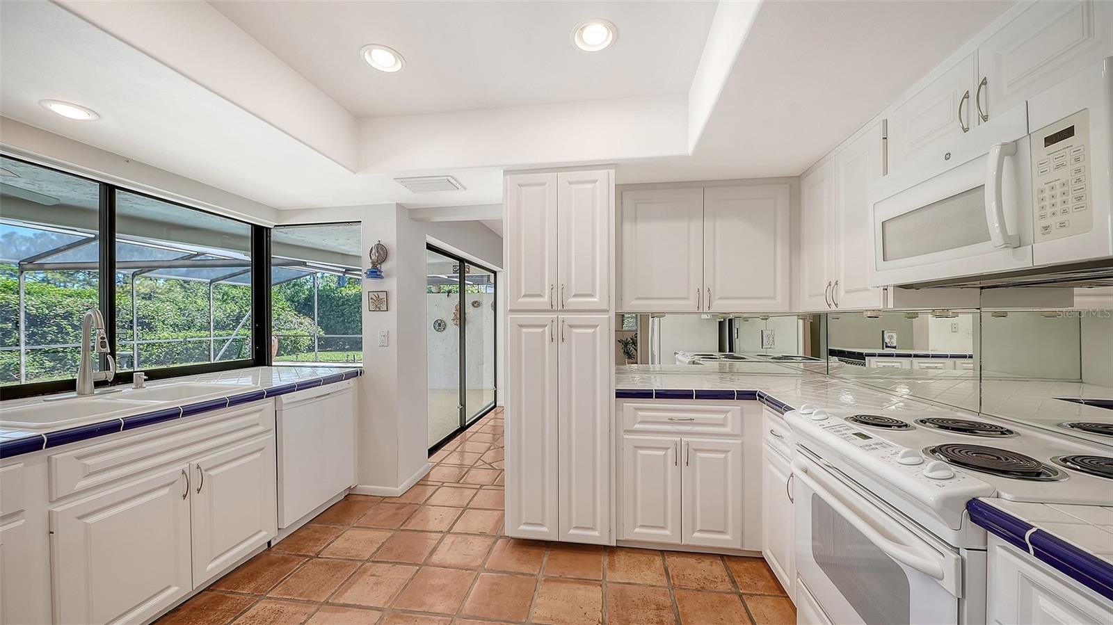 Image 13 of 64 For 4865 Greywood Lane