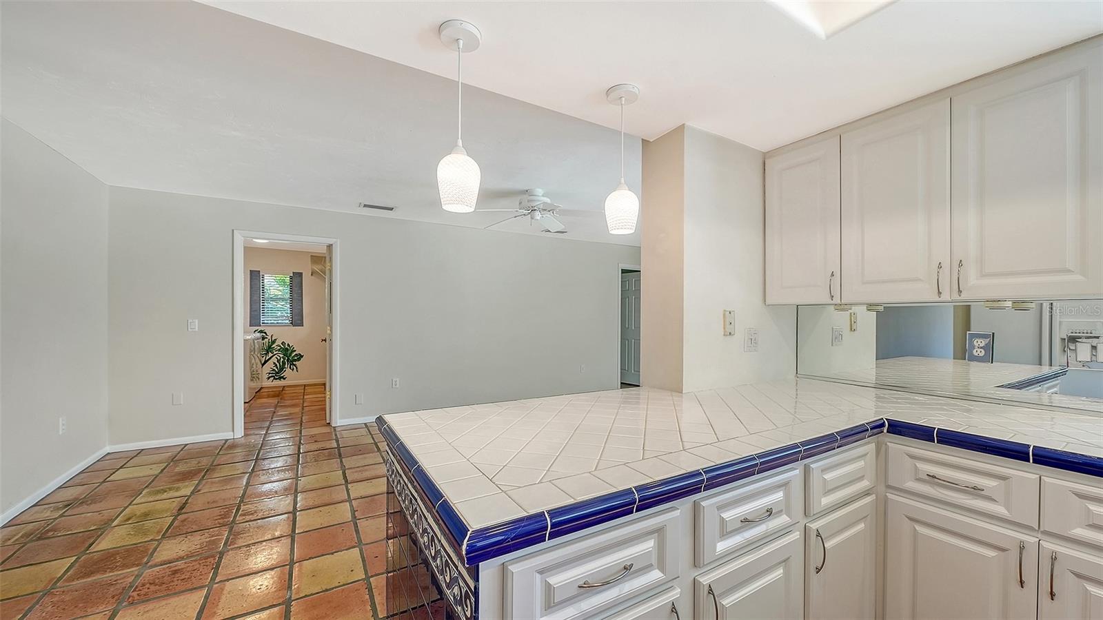 Image 17 of 64 For 4865 Greywood Lane