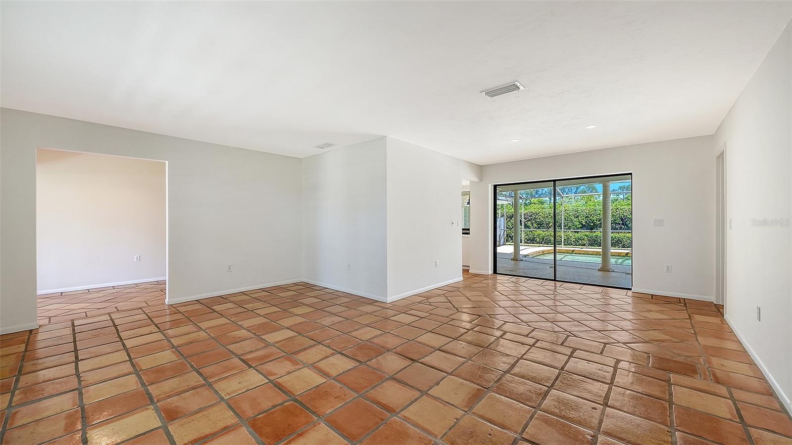 Image 21 of 64 For 4865 Greywood Lane