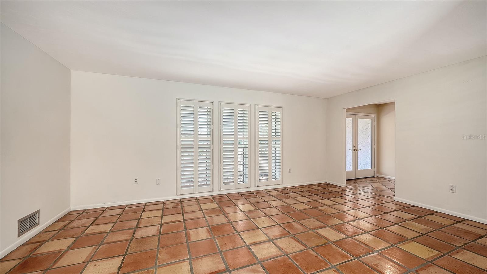 Image 23 of 64 For 4865 Greywood Lane