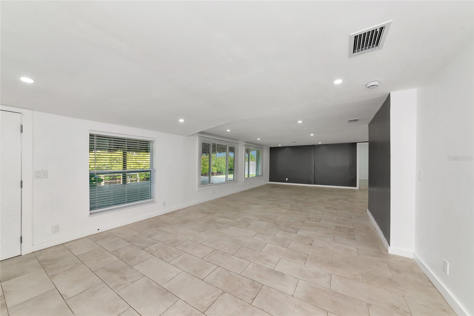 Image 13 of 60 For 2506 41st Street E