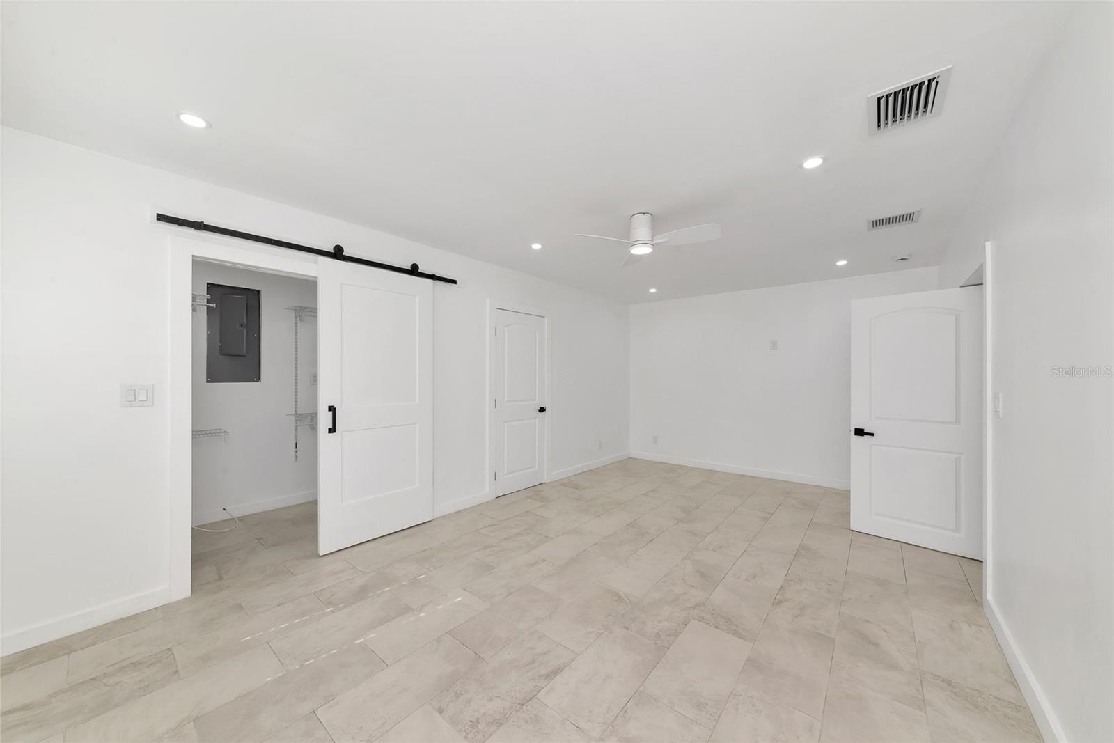 Image 27 of 60 For 2506 41st Street E