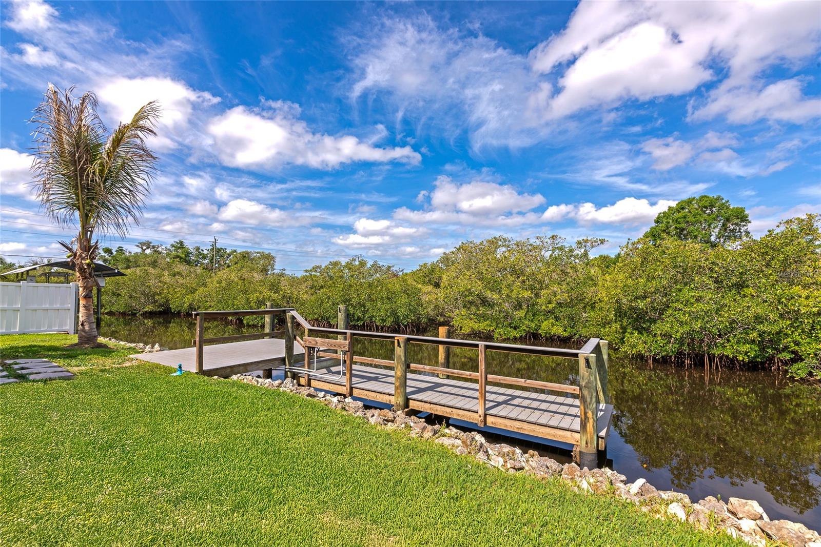 Image 38 of 60 For 2506 41st Street E