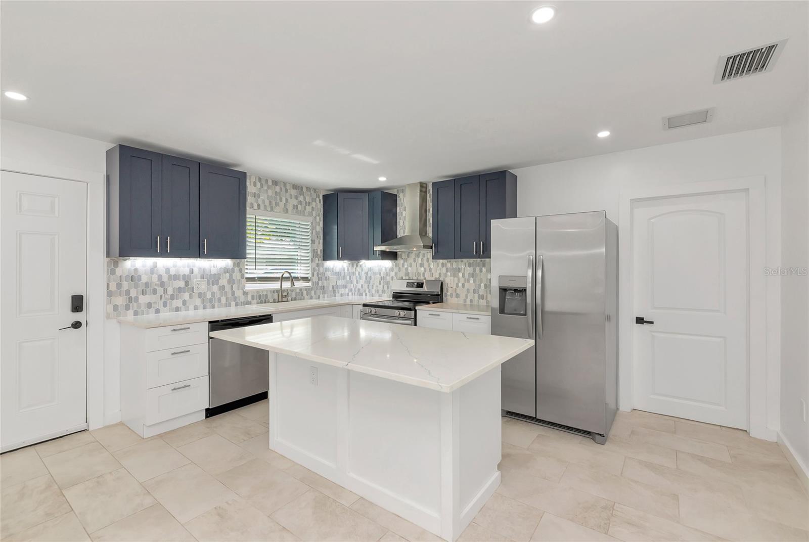 Image 5 of 60 For 2506 41st Street E