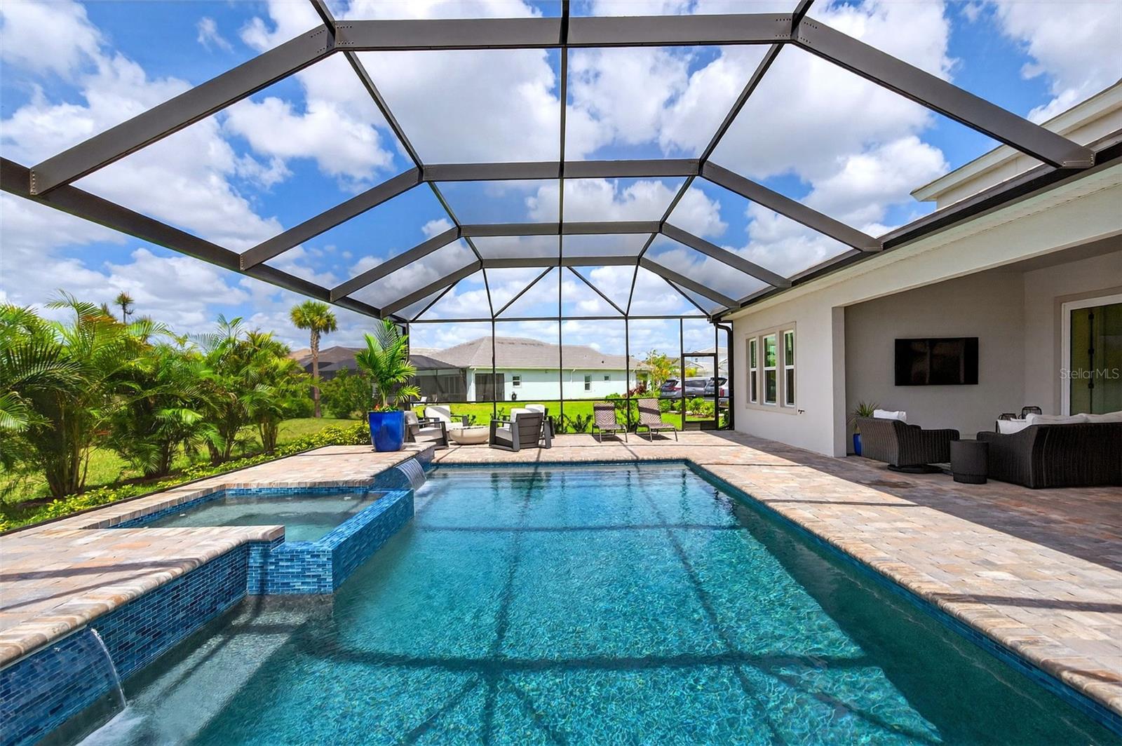 Image 36 of 83 For 11523 Gleaming Terrace