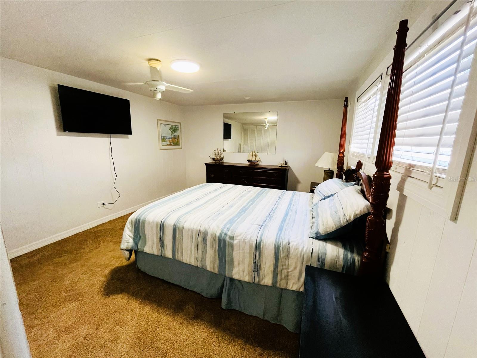 Image 13 of 35 For 2113 Illinois Avenue