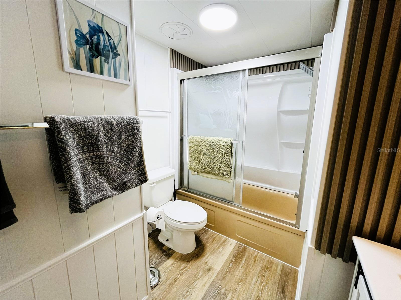 Image 16 of 35 For 2113 Illinois Avenue