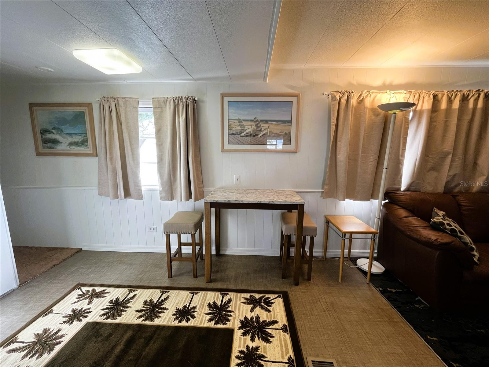 Image 4 of 35 For 2113 Illinois Avenue