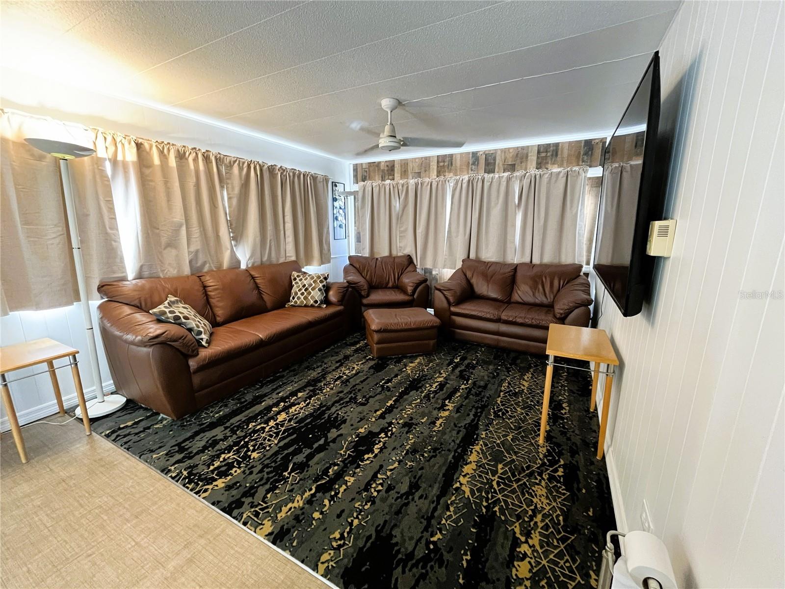 Image 7 of 35 For 2113 Illinois Avenue