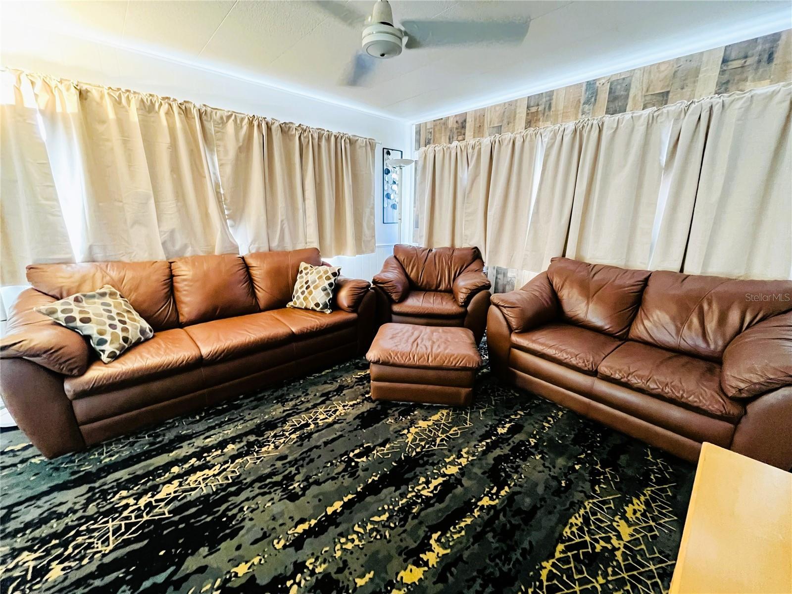 Image 9 of 35 For 2113 Illinois Avenue