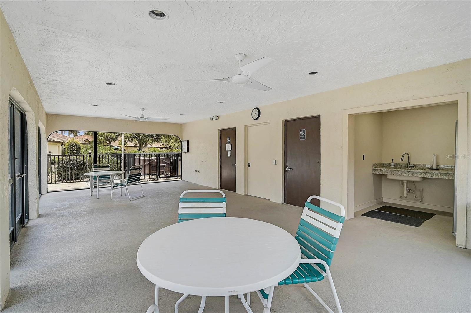 Image 44 of 50 For 7341 Golf Pointe Circle