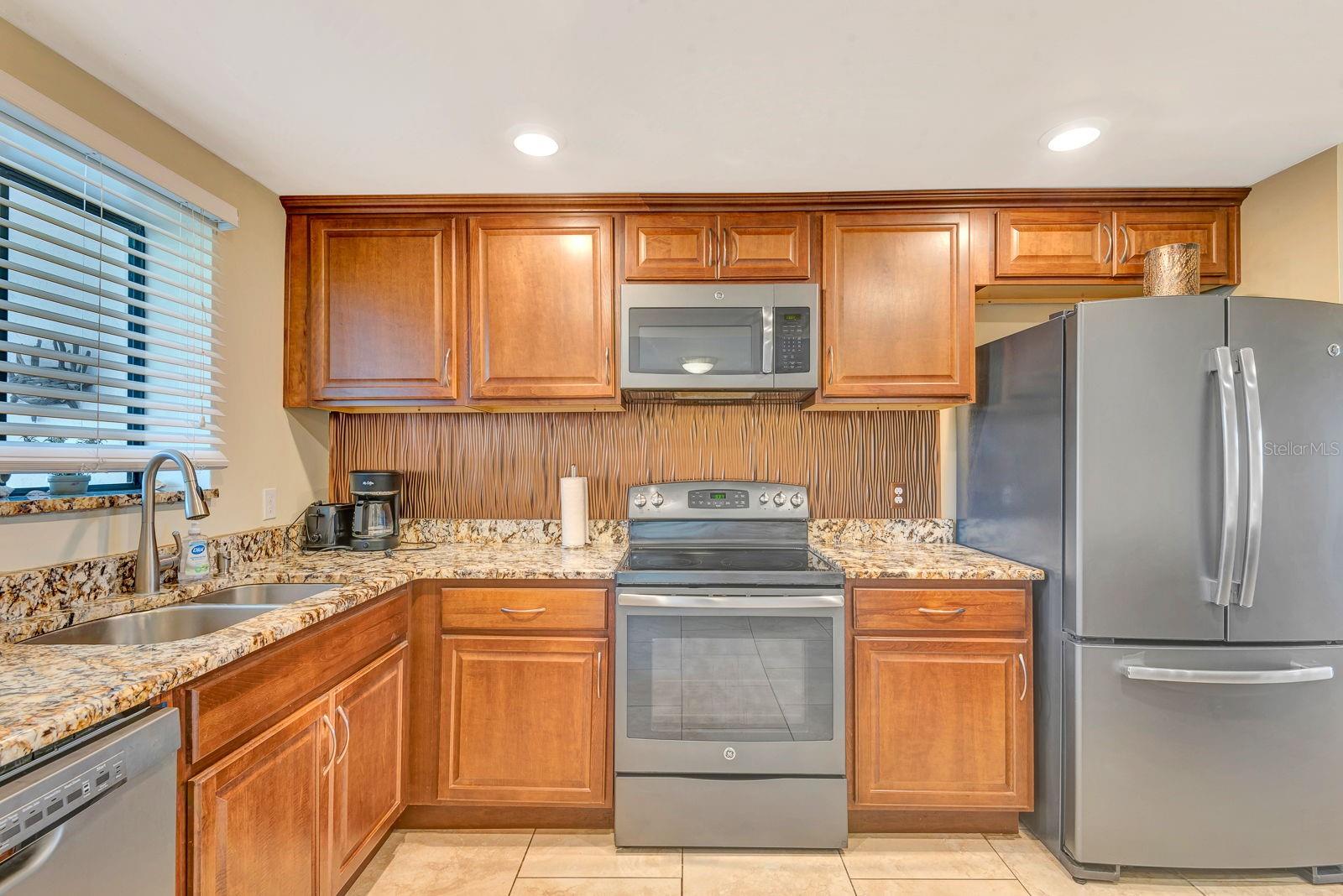 Image 14 of 61 For 350 Polk Drive 302