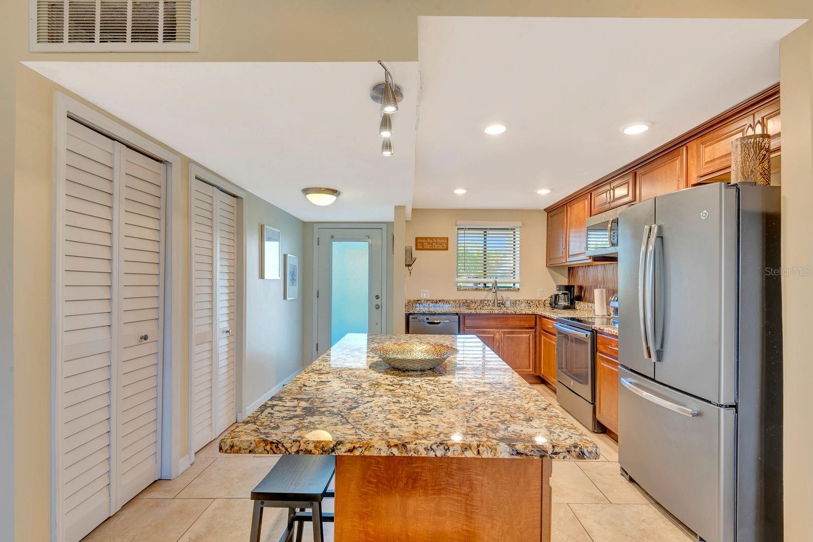 Image 15 of 61 For 350 Polk Drive 302