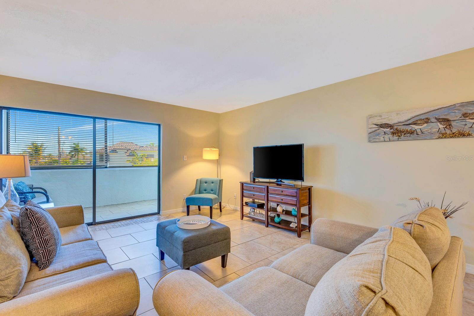 Image 20 of 61 For 350 Polk Drive 302