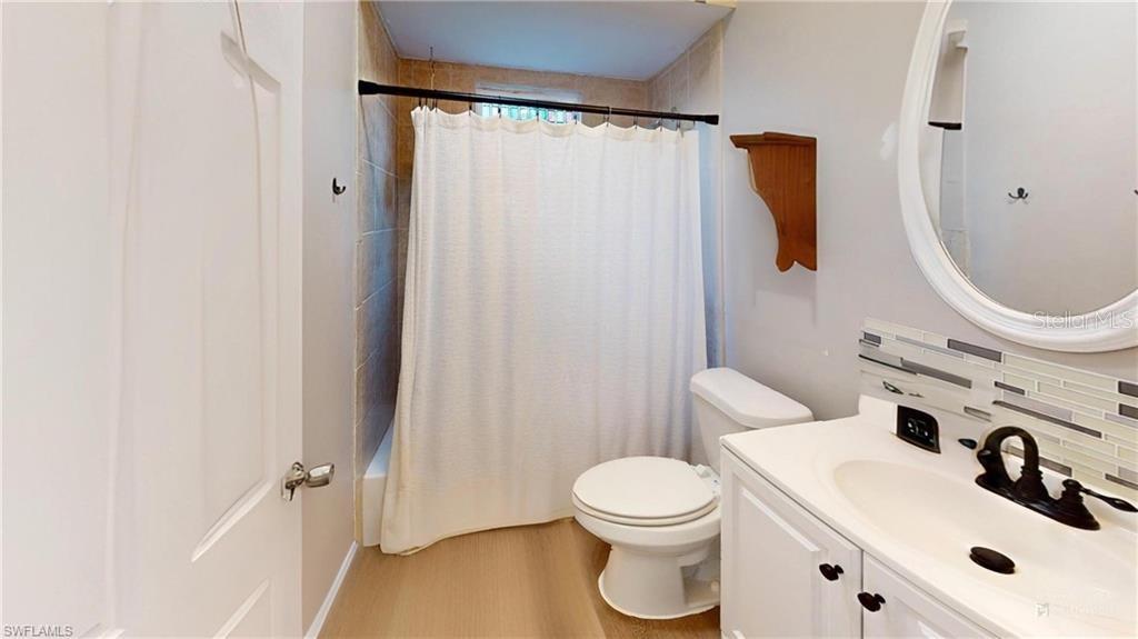 Image 15 of 19 For 4207 7th Avenue