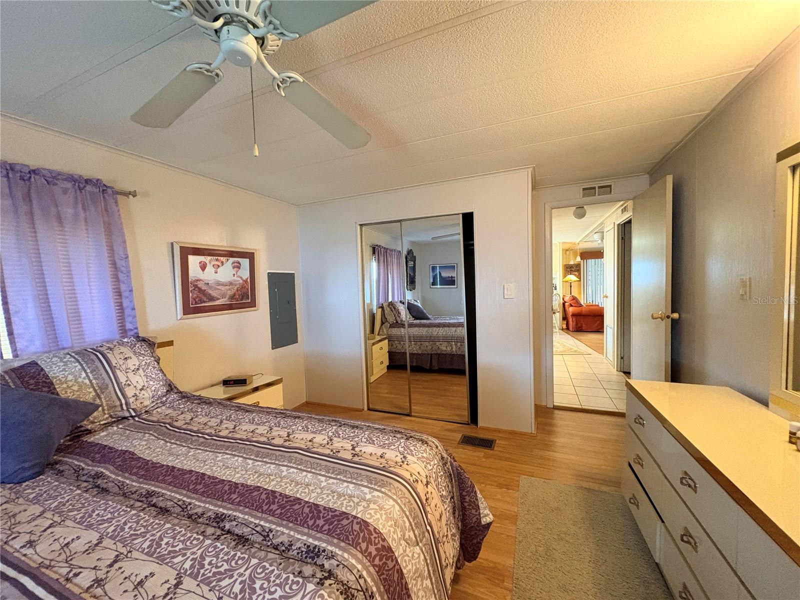 Image 20 of 33 For 3049 Longview Lane