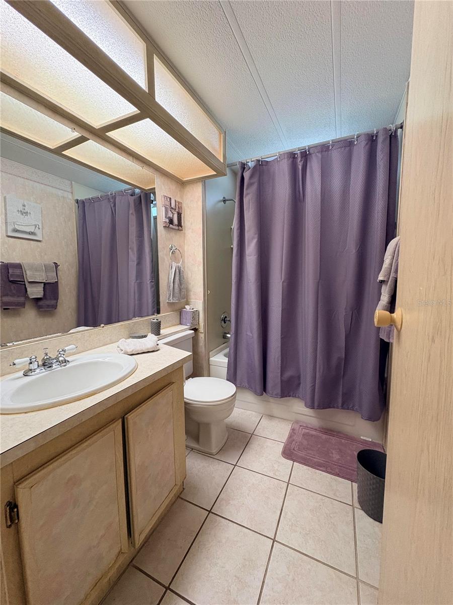 Image 23 of 33 For 3049 Longview Lane