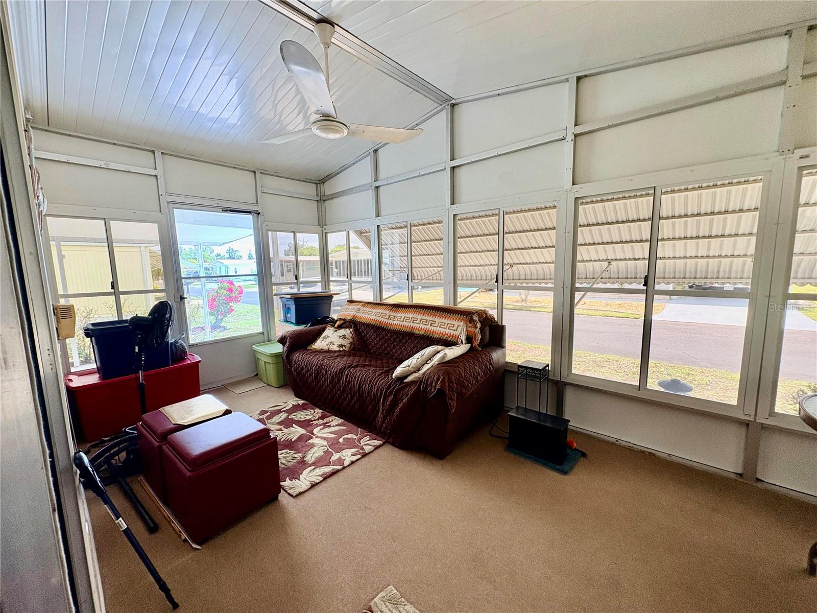 Image 31 of 33 For 3049 Longview Lane