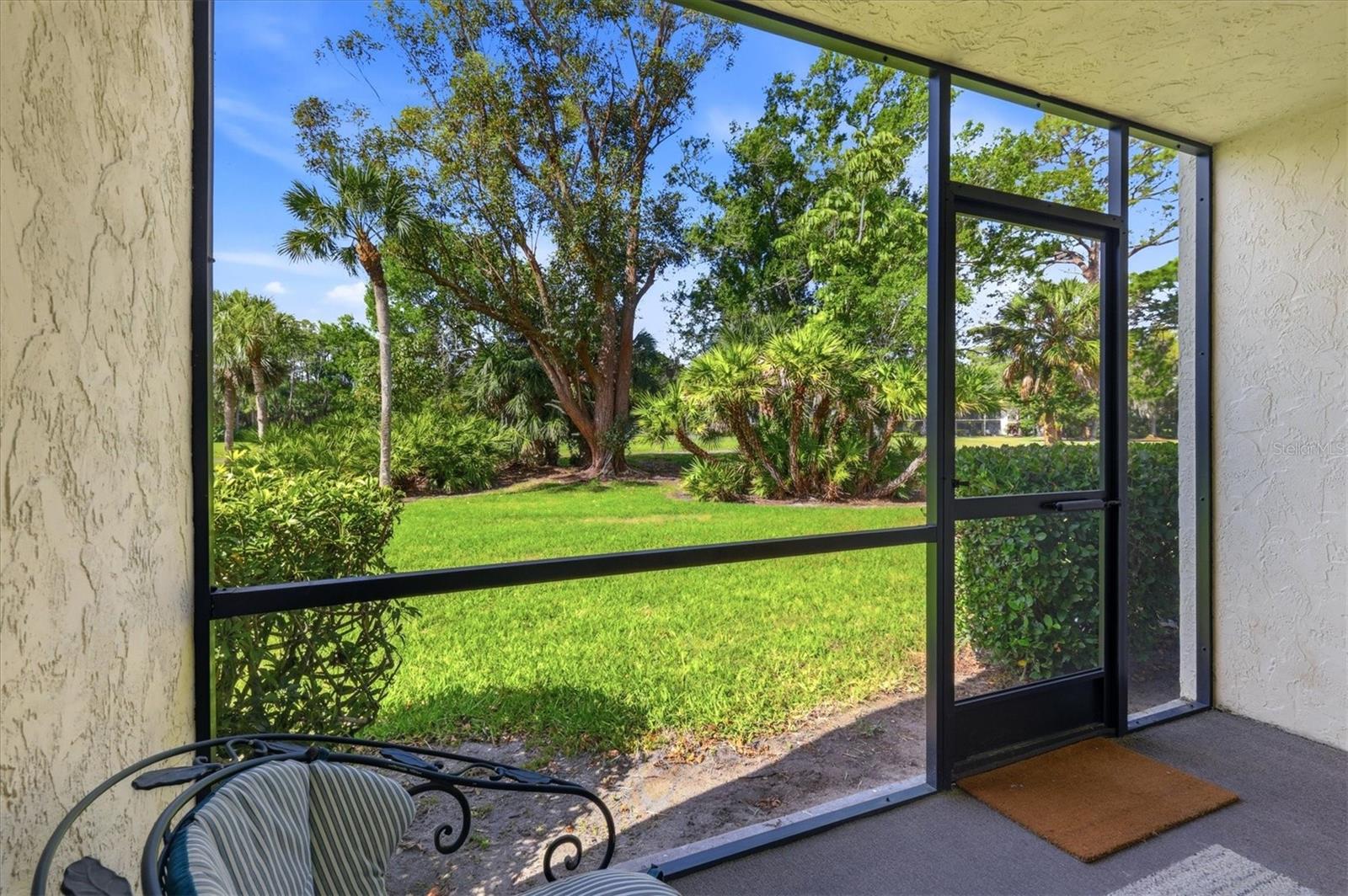 Image 18 of 25 For 4528 Longwater  35