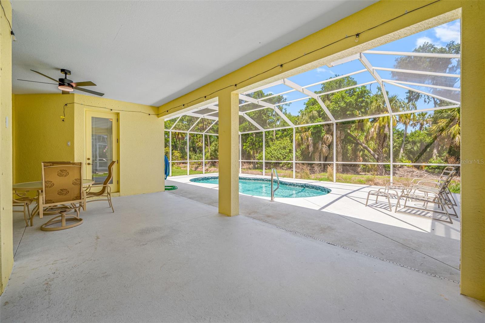 Image 40 of 78 For 5806 New Paris Way