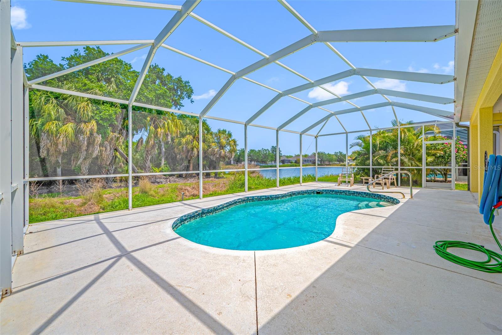 Image 41 of 78 For 5806 New Paris Way