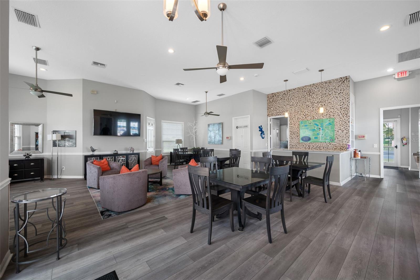 Image 67 of 78 For 5806 New Paris Way