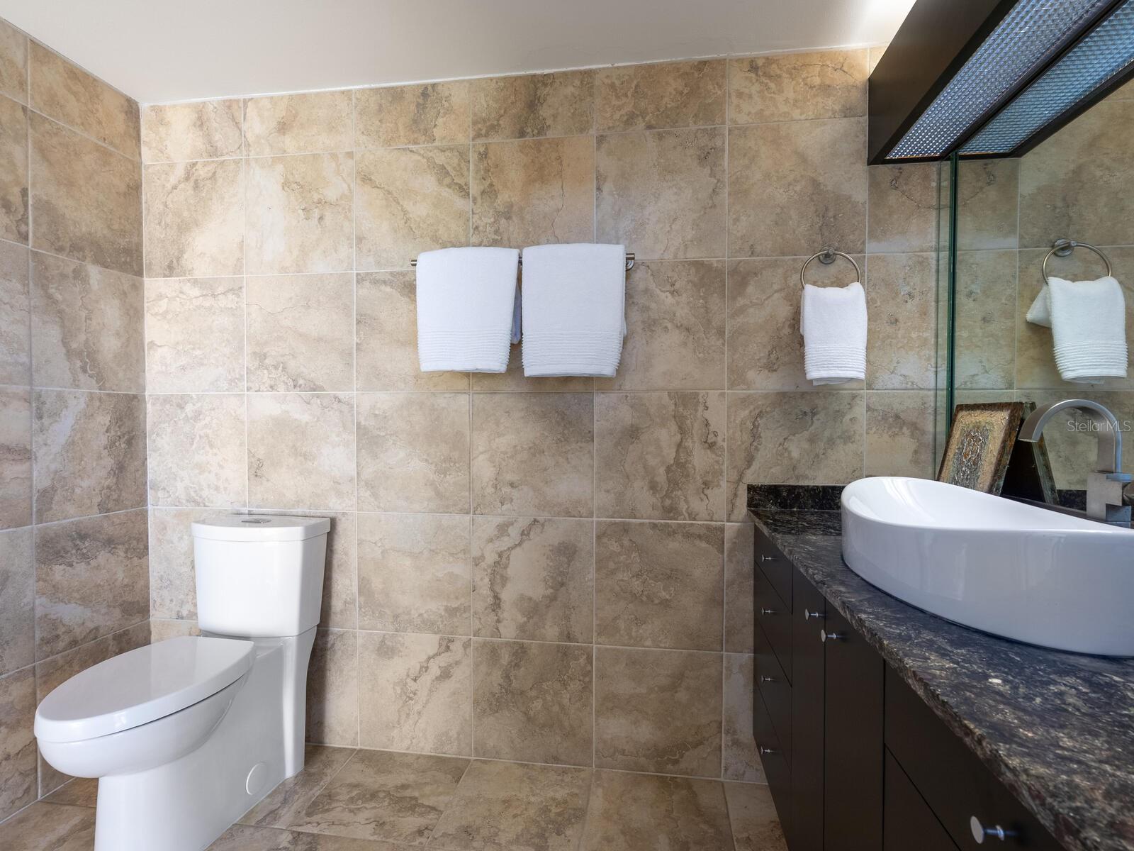 Image 20 of 71 For 820 Whitfield Avenue