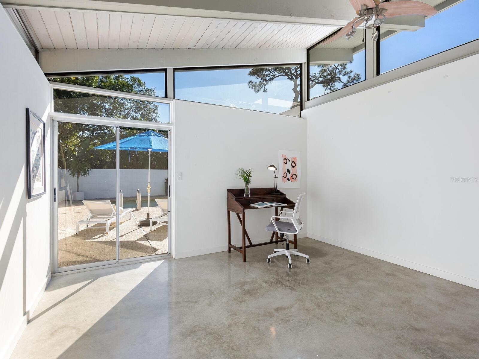 Image 23 of 71 For 820 Whitfield Avenue