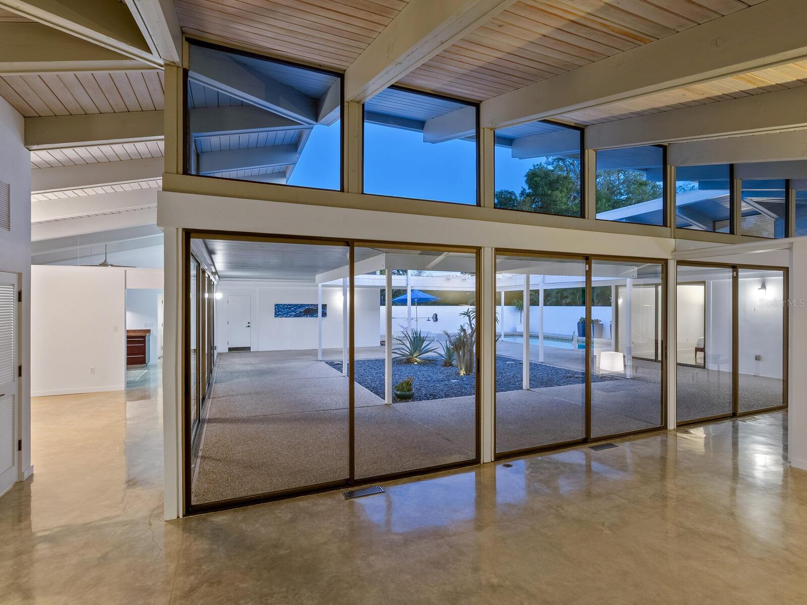 Image 37 of 71 For 820 Whitfield Avenue