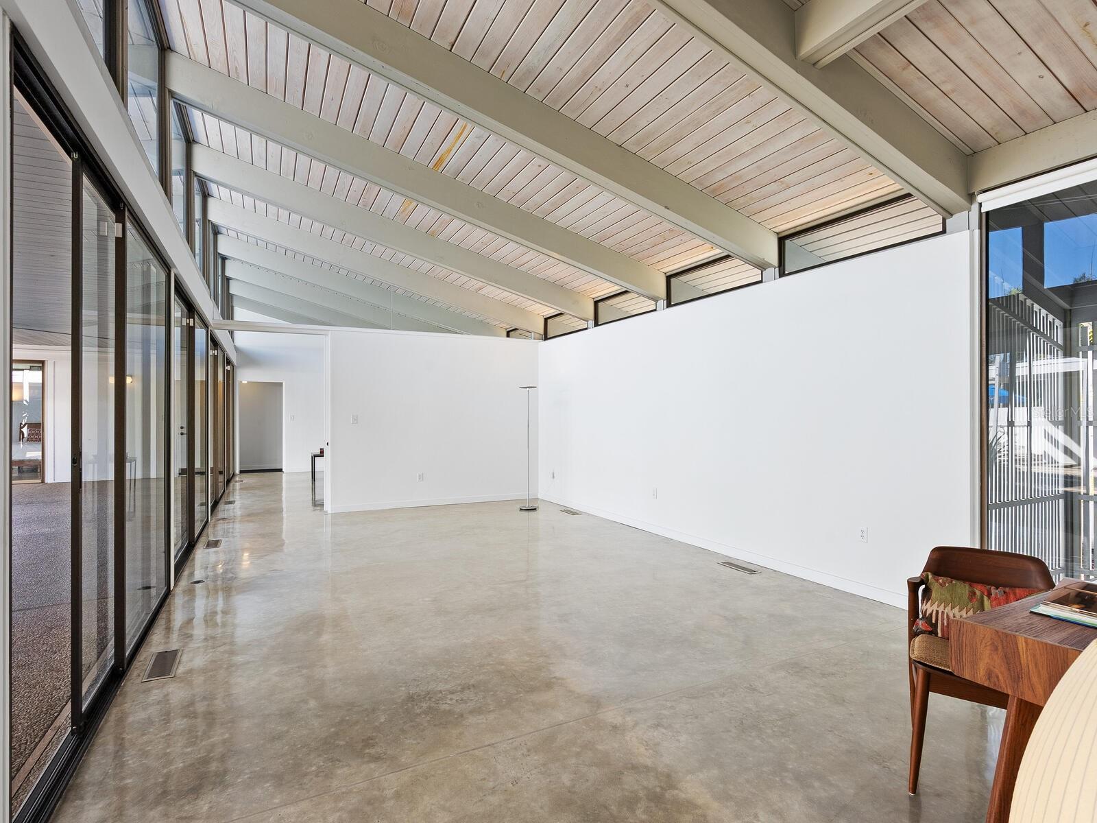 Image 7 of 71 For 820 Whitfield Avenue