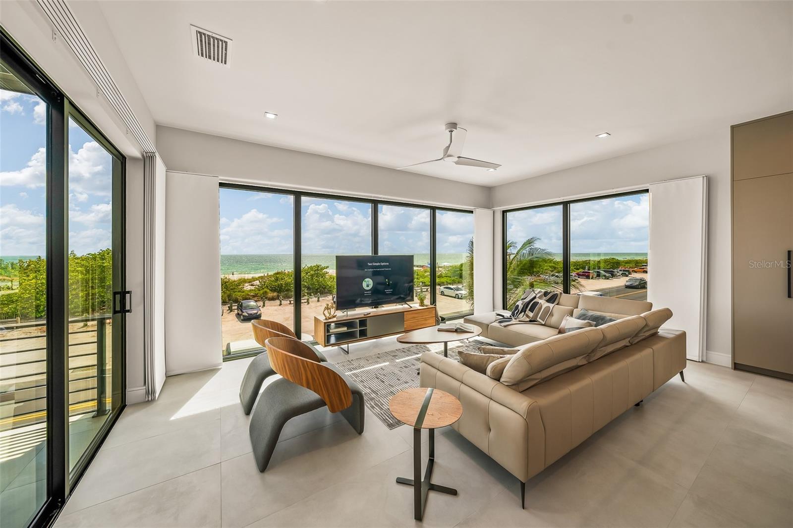 Image 11 of 74 For 101 7th Street S