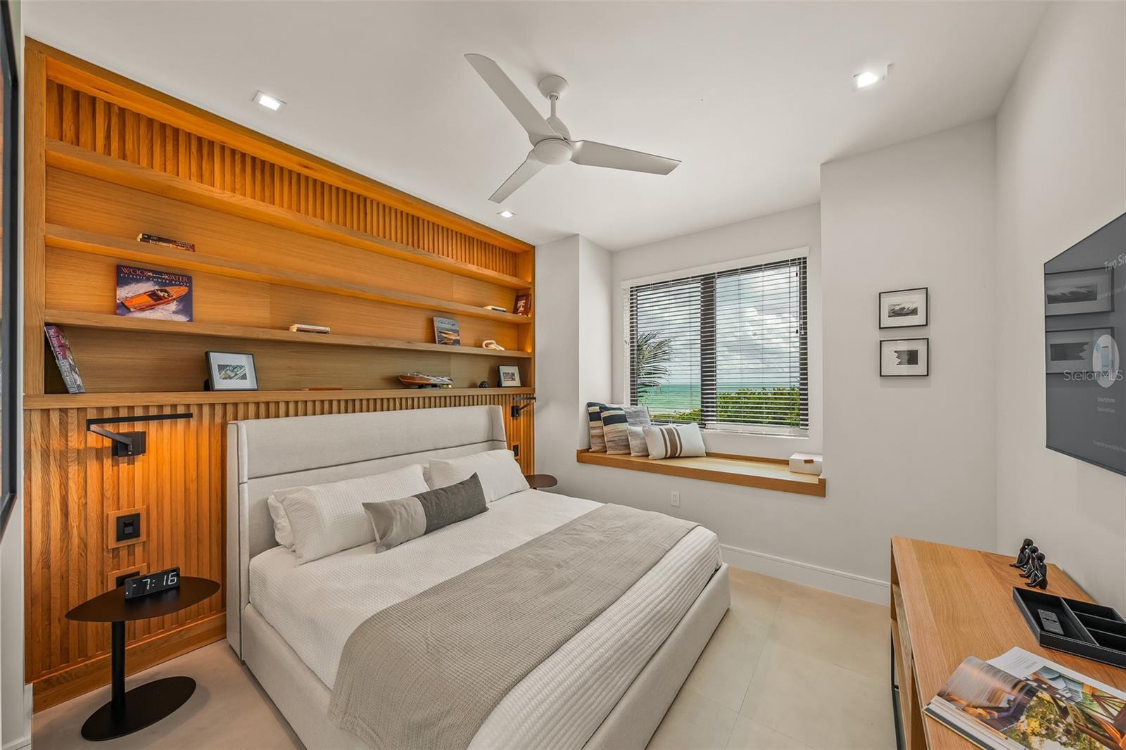 Image 17 of 74 For 101 7th Street S