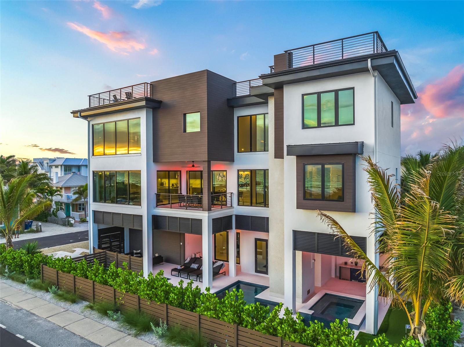 Image 49 of 74 For 101 7th Street S