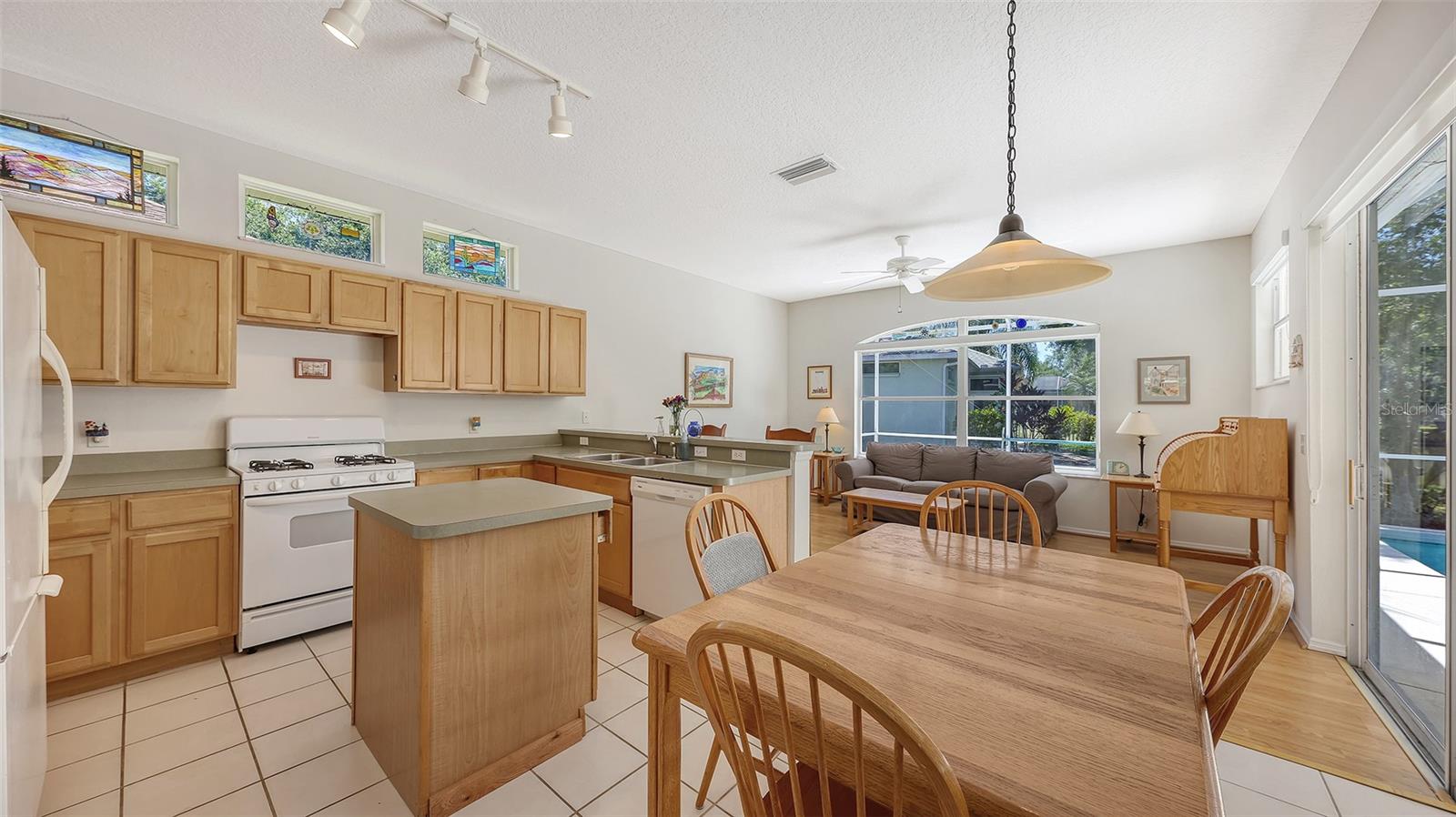 Image 14 of 55 For 12228 Winding Woods Way