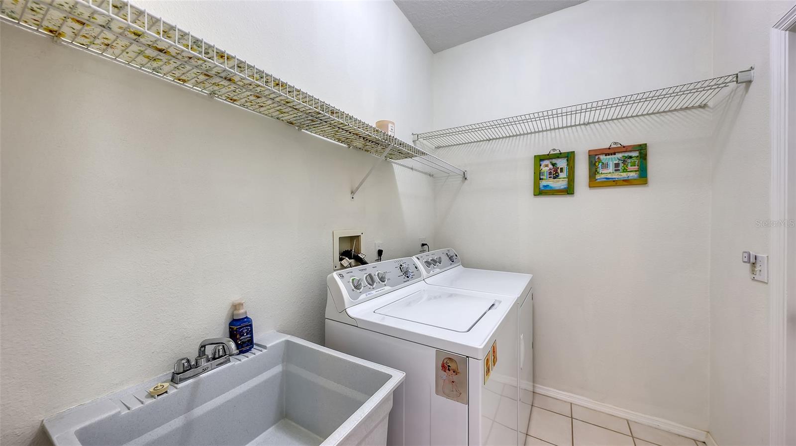 Image 22 of 55 For 12228 Winding Woods Way