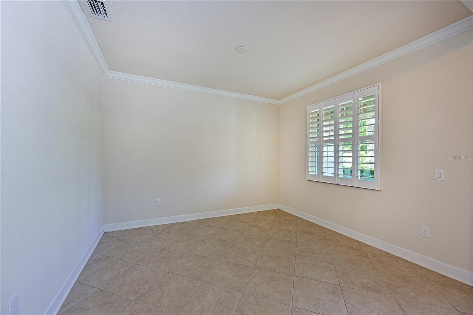 Image 17 of 49 For 4946 60th Avenue Circle E