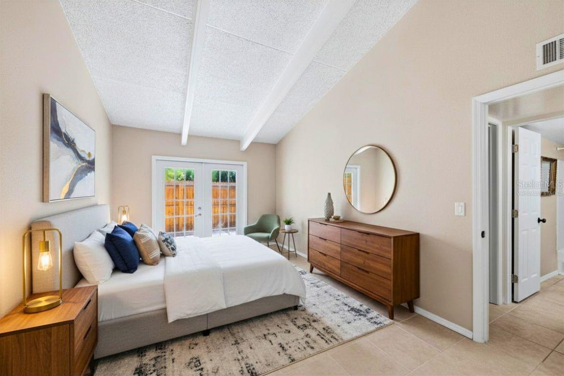 Image 21 of 33 For 500 Jefferson Avenue # 1