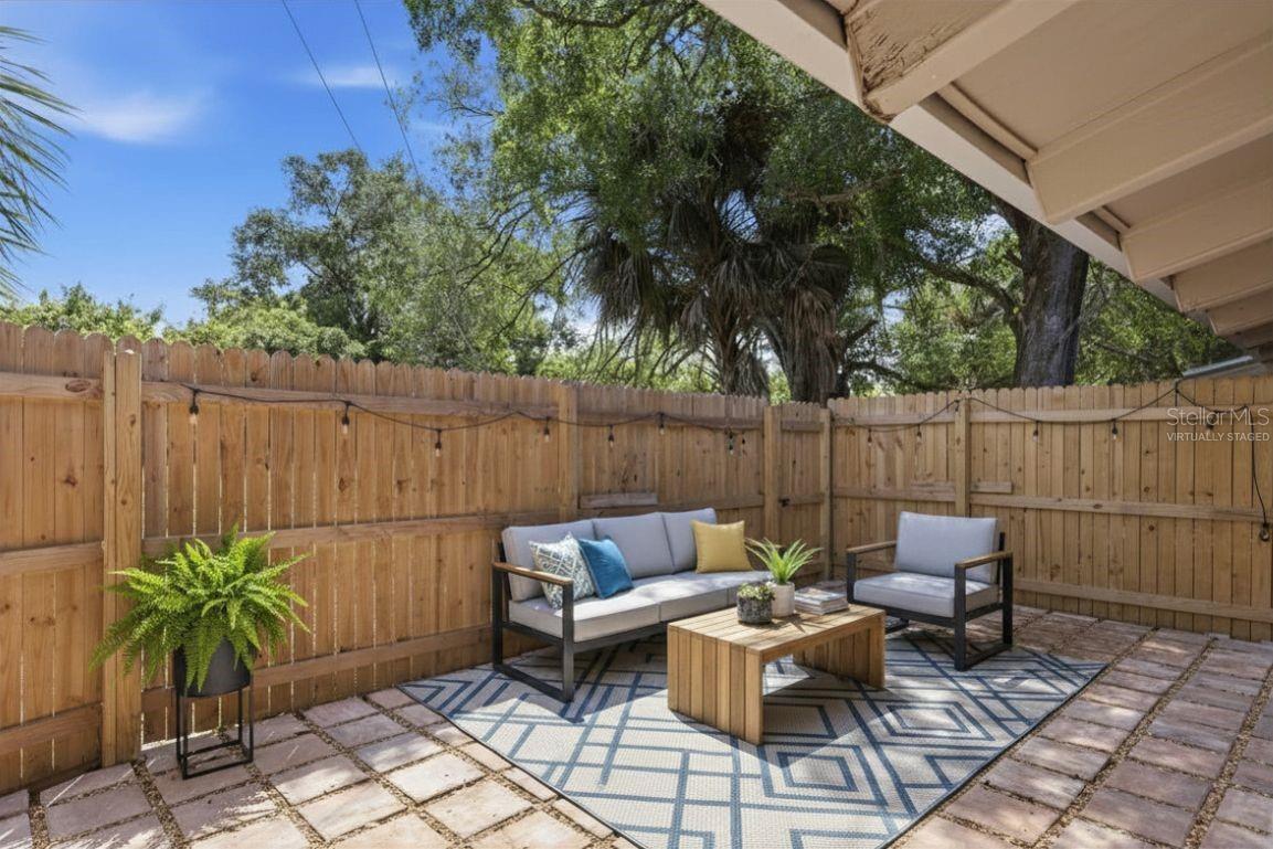 Image 7 of 33 For 500 Jefferson Avenue # 1