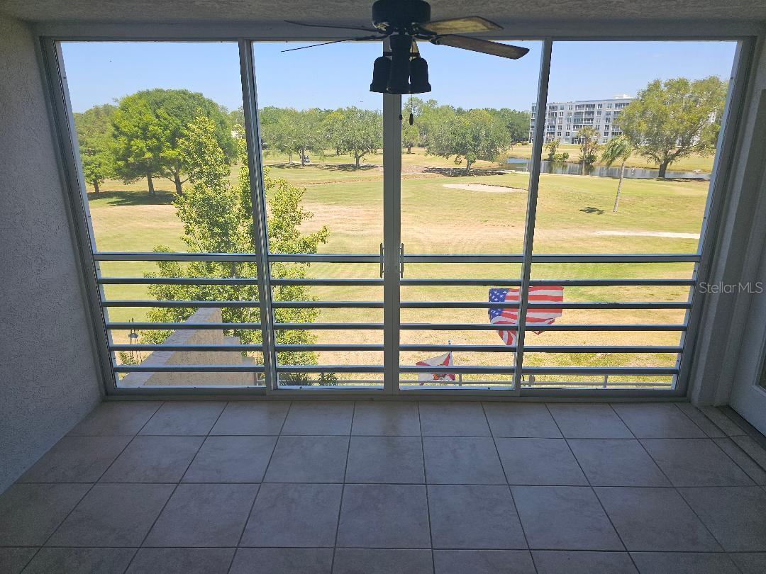 Image 17 of 26 For 4410 Fairways Boulevard 206