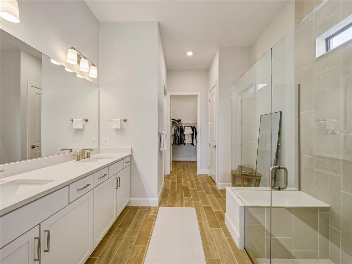 Image 25 of 59 For 6013 Silver Grass Court