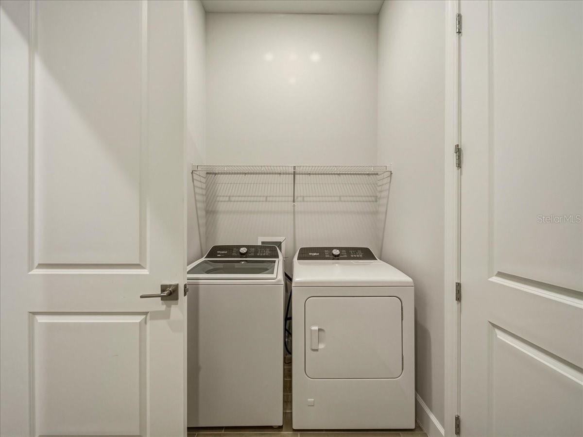 Image 34 of 59 For 6013 Silver Grass Court