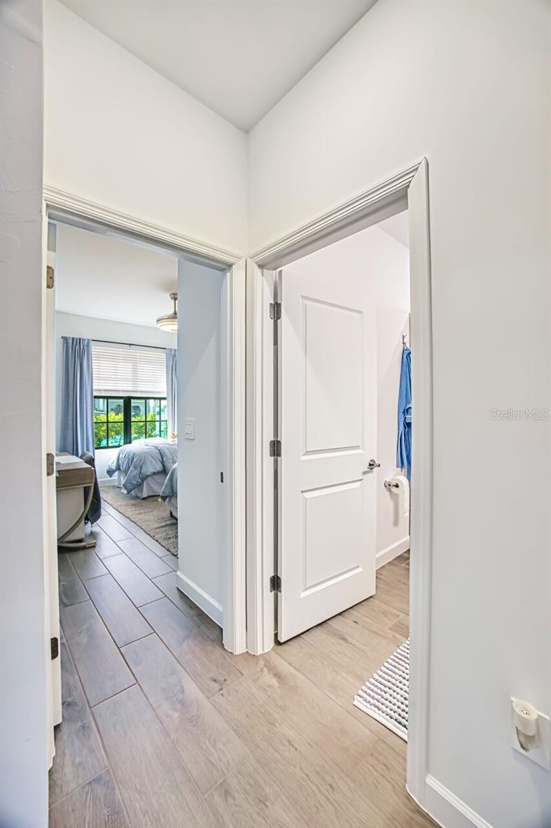 Image 32 of 49 For 10903 Timber Creek Drive